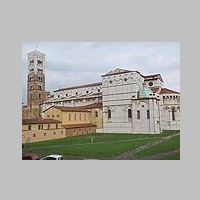Lucca, La cattedrale di San Martino (Duomo di Lucca), photo Jolearydesign, Wikipedia.jpg